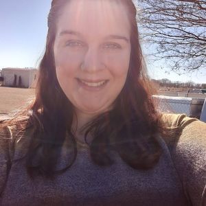 Meet your Posher, Niki